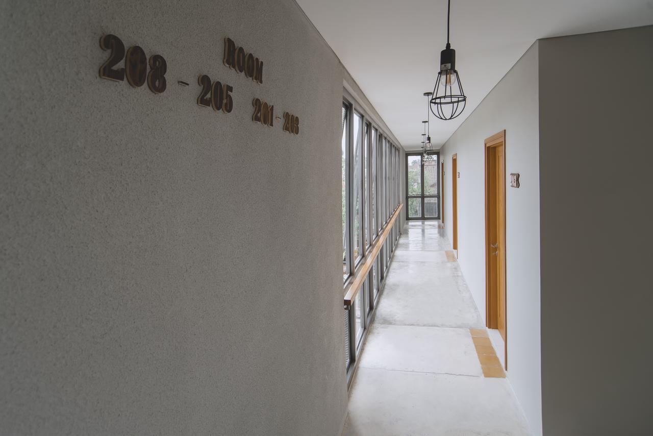 Mogens Wisma tamu Bandung